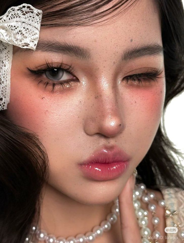 50 times makeup artists pushed the boundaries of creativity (1)