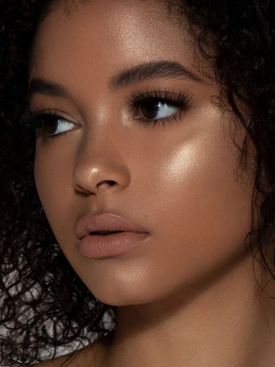 8 makeup tips to keep the cake face away